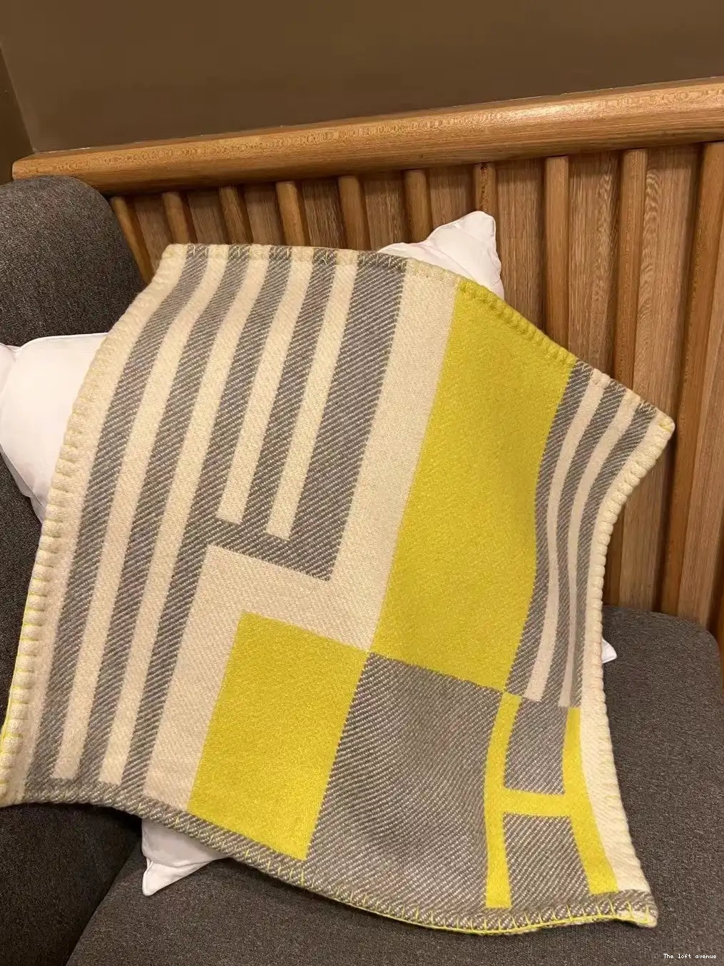 WOOL PILLOW HERMES THROW ITHAQUE 0519